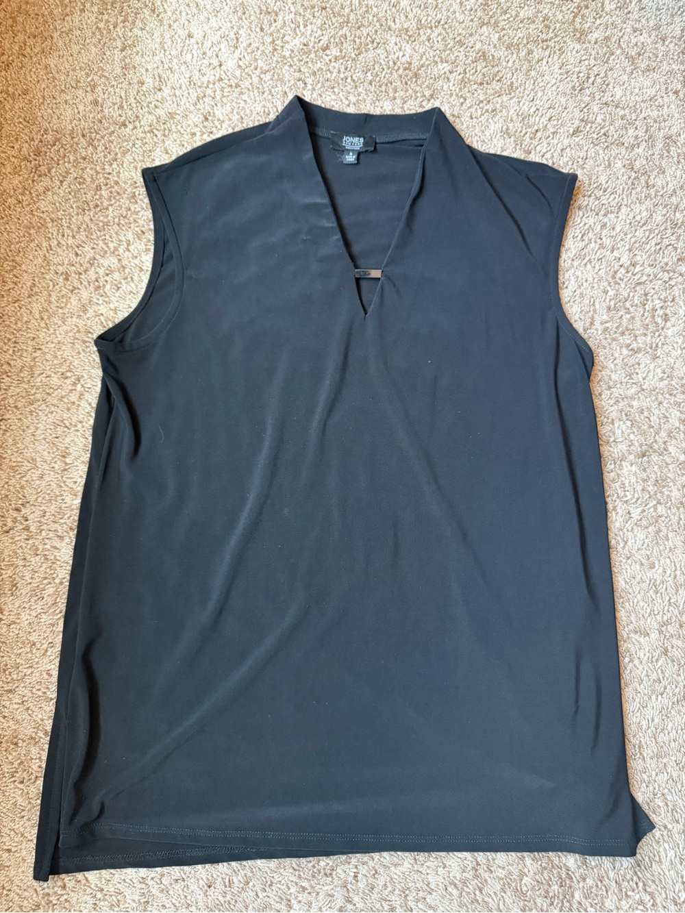 Jones New York Black Sleeveless V-Neck Shell with Metal Bar